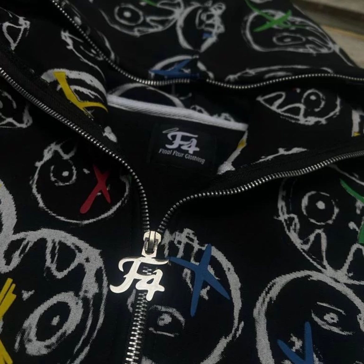 SCRIBBLE ME ZIP UP