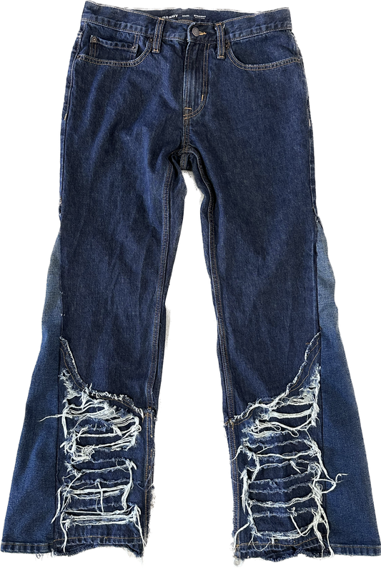 DISTRESSED HYBRID FLARED JEANS